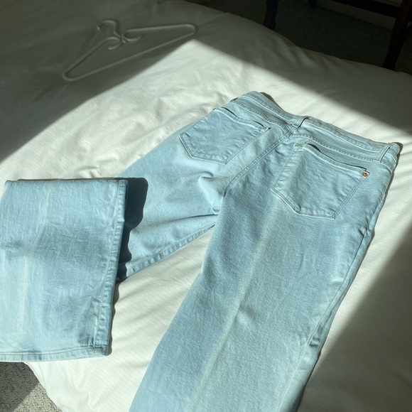Yoga Canada flared jeans like new barely worn - Picture 2 of 4